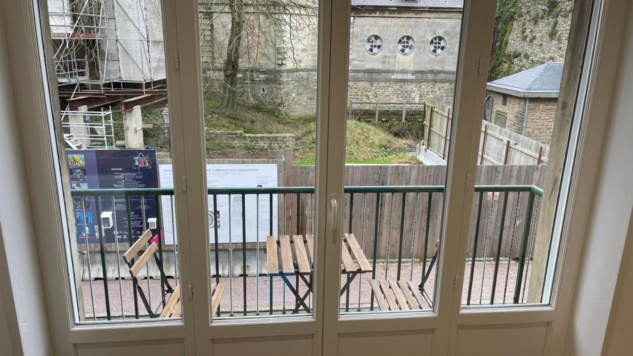 Apartamento Au Balcon De La Basilique Boulogne-sur-Mer Exterior foto